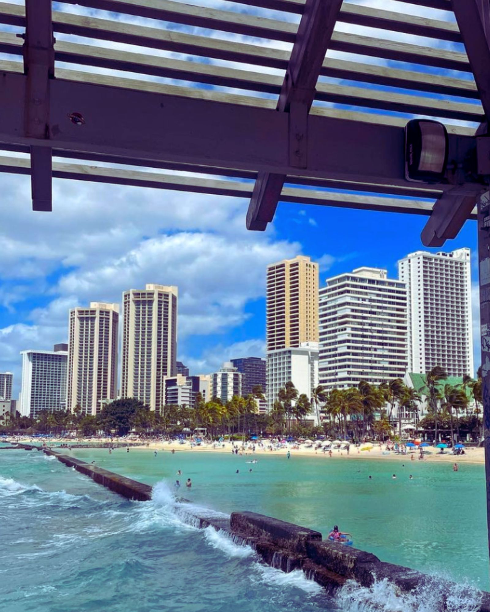 31 Pros And Cons Of Living In Hawaii (Expat Advice)