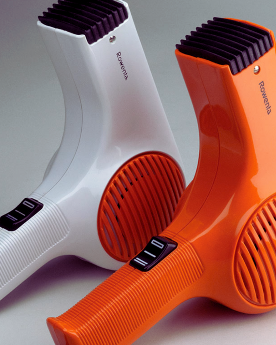 How To Dry Clothes In Hotel Room (Tourist Guide)